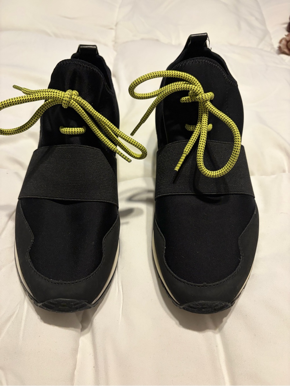 ALDO Bexil Black Neon Yellow Cutout Racer Sneakers Women’s Size 9 EU 39